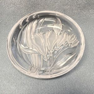 Mikasa Crystal Dish 3D Design Tulips Beautiful Easter-Holiday
